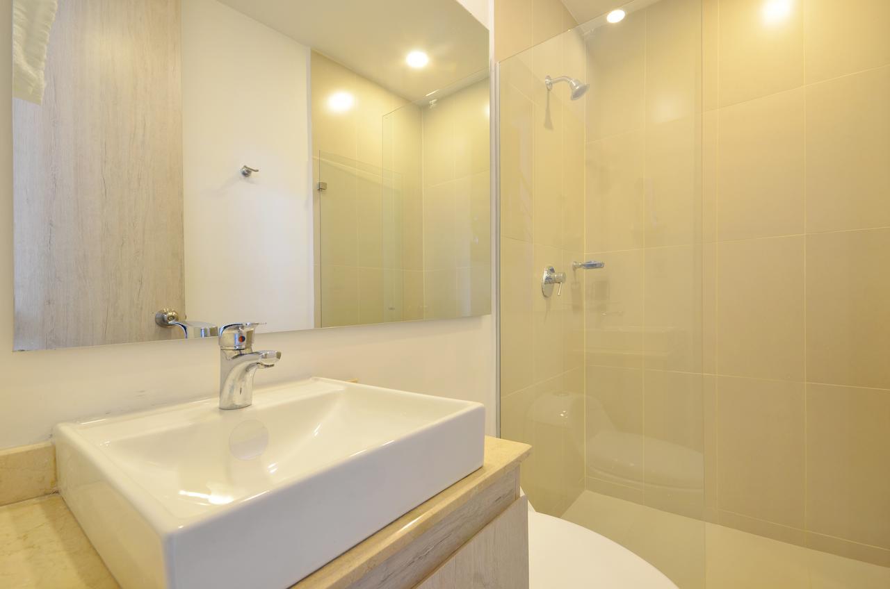 אפרטהוטל מדיין Manila House מראה חיצוני תמונה